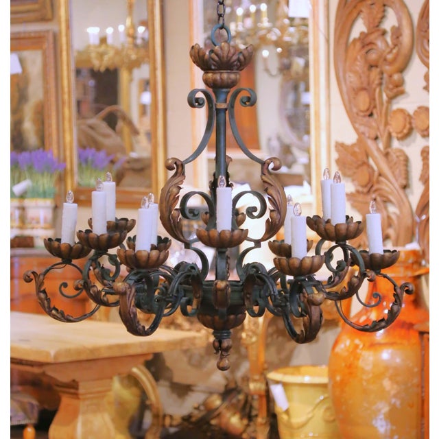 Early 20th Century French Louis XV Verdigris and Gilt 12-Light Iron Chandelier For Sale In Dallas - Image 6 of 11