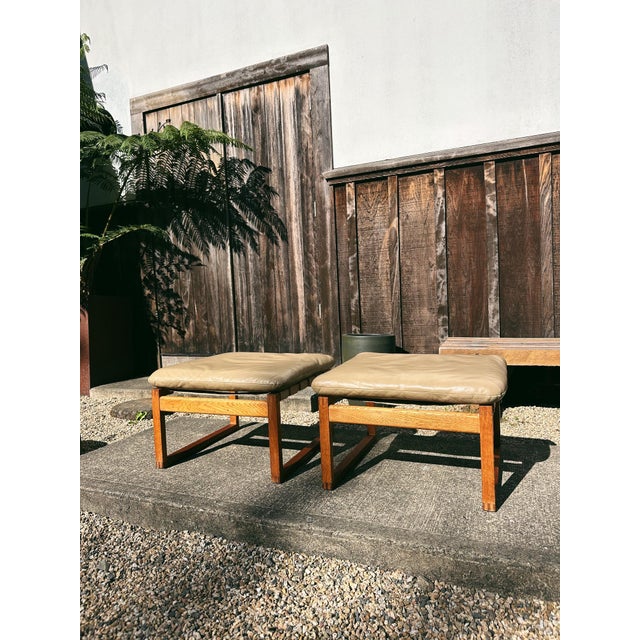 Mid-Century Modern Model 246 Ottomans in Oak + Teak Attributed to Børge Mogensen for Fredericia, 1957 / Set of 2 For Sale - Image 3 of 12