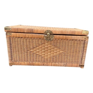 Vintage Mid-Century Asian Style Wicker and Brass Blanket Chest For Sale