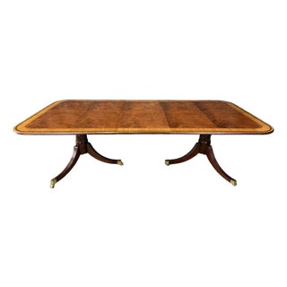 Late 20th Century Baker Furniture Stately Homes Collection Georgian Flamed Mahogany Dining Table With Leaf For Sale