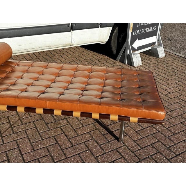 Tan Barcelona Daybed in Tan Leather For Sale - Image 8 of 14