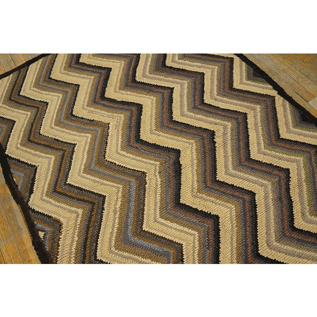 1960s Multibrown Zig Zag Vintage American Hooked Rug 4' X 6' Handknotted Wool Carpet For Sale - Image 4 of 6