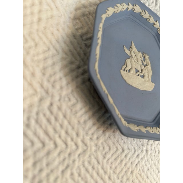English Vintage 1960’s Wedgwood Blue Jasperware Octagonal Trinket Dish For Sale - Image 3 of 5