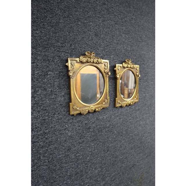 Pair of Italian Gilt Floral Wall Mirrors For Sale In Philadelphia - Image 6 of 7