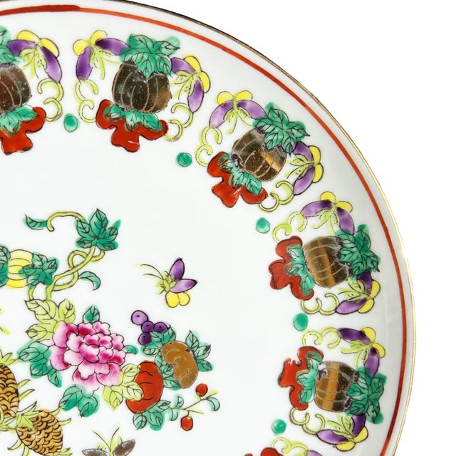 Antique Chinoiserie Famille Rose Porcelain Plate With Pineapple & Floral Motifs For Sale - Image 9 of 10