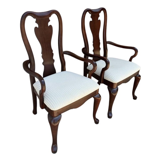 Pair Thomasville Collectors Cherry Queen Ann Dining Room Side Armchair 1990s For Sale