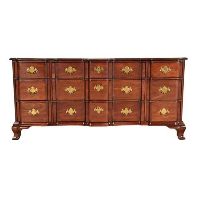 Kindel Furniture Georgian Carved Solid Mahogany Block Front Triple Dresser For Sale