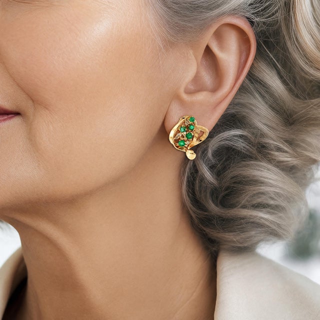 Mid 20th Century 1960's 18k Yellow Gold Emerald and Diamond Stylized Earrings, Pair For Sale - Image 5 of 5