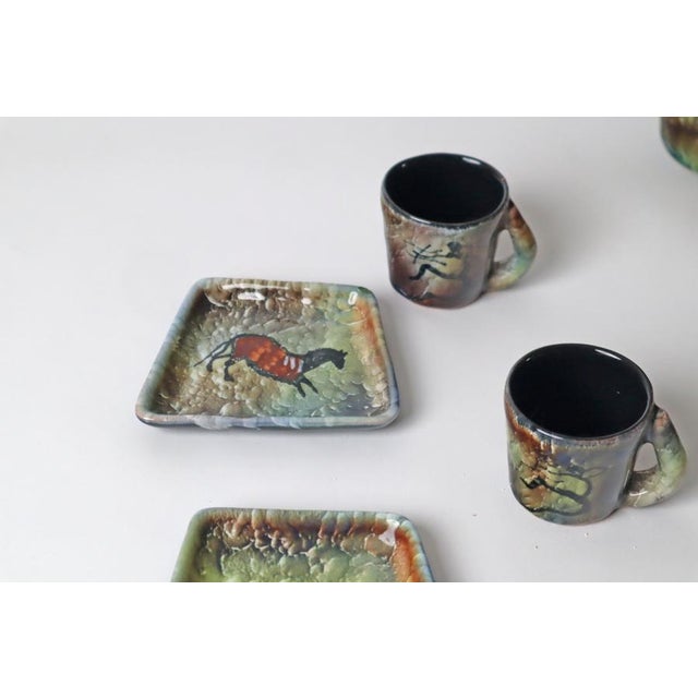 Espresso Service with Stone Age Painting for 6 from Lascaux, France 1960s, Set of 15 For Sale - Image 4 of 12