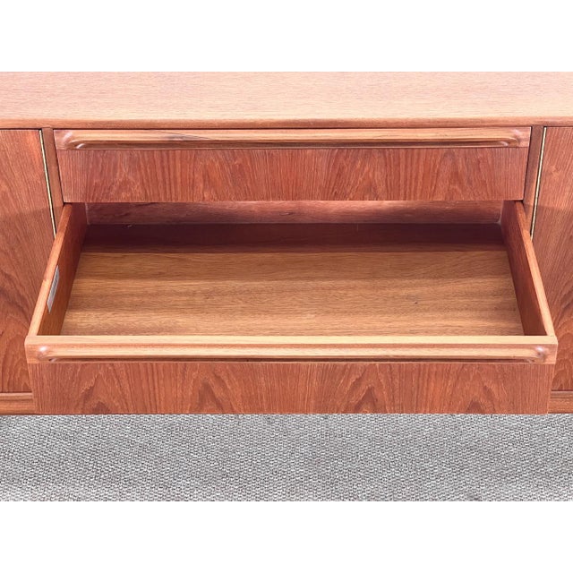 Vintage Sideboard by Tom Robertson for McIntosh, 1960s For Sale - Image 14 of 18