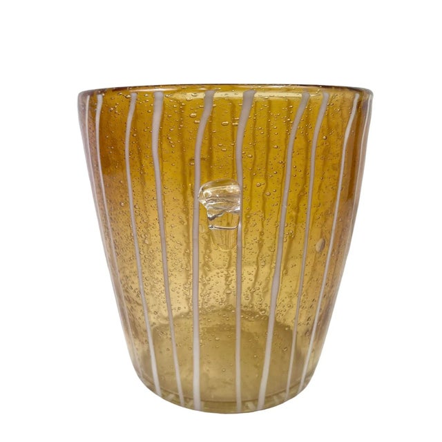 Add a stylish touch your bar with this vintage Italian glass ice bucket by Venini. In excellent vintage condition with no...