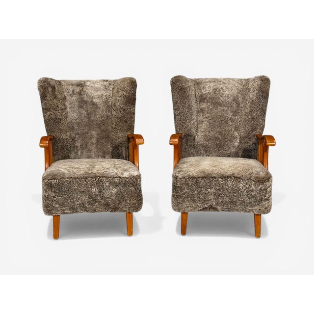 1940s Swedish Modern, Lounge Chairs, Elm, Gray Shearling, Sweden, 1940s For Sale - Image 5 of 16