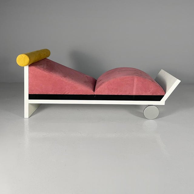 Red Italian Juan Chaise Longue by Marco Panini for Memphis, 1987 For Sale - Image 8 of 18