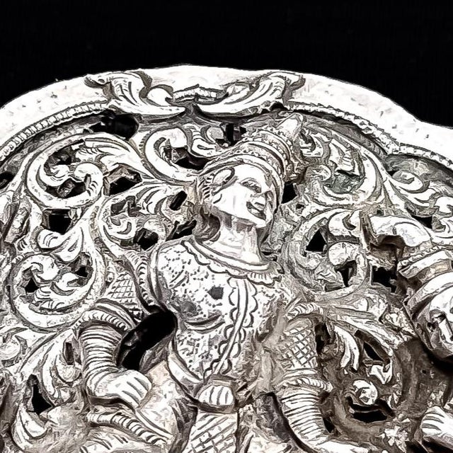 English Late 19th Century Antique Burmese Coin Silver High-Relief Repoussé Pierced Belt Buckle For Sale - Image 3 of 6