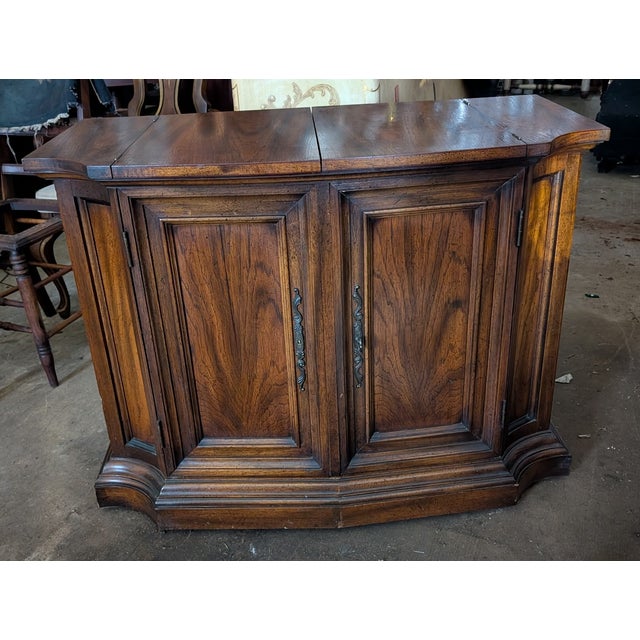 1960s Century Furniture Walnut Flip-Top Bar Cabinet Server With Black Laminate For Sale In Washington DC - Image 6 of 15