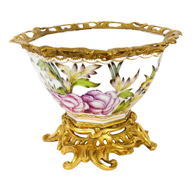 19th Century Gilt Bronze & Samson Porcelain Centrepiece For Sale