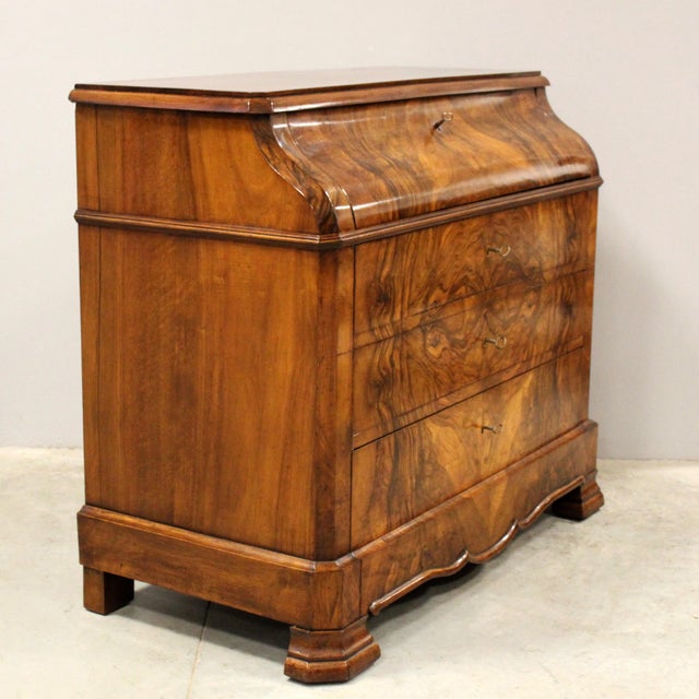 Antique Secretaire in Walnut, 1800s For Sale - Image 4 of 14