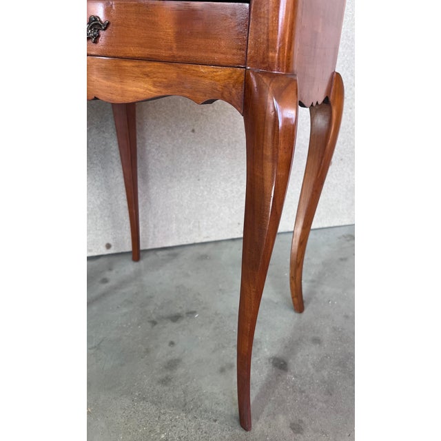 Early 20th Century Pair of French Nightstands Tables with Drawer and Open Shelf For Sale - Image 14 of 18