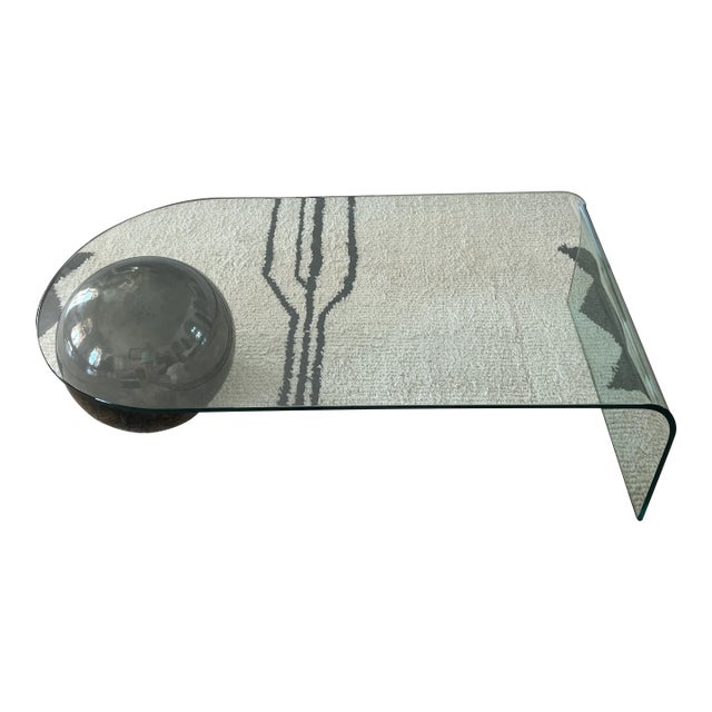 1980s Postmodern Glass and Ball Coffee Table in Massimo Vignelli Style For Sale