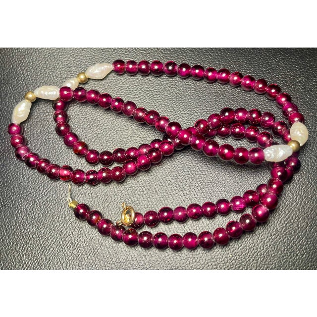 1980s 14k Gold Rhodolite Garnet Gemstone With Cultured Pearls 18" For Sale In South Bend - Image 6 of 6