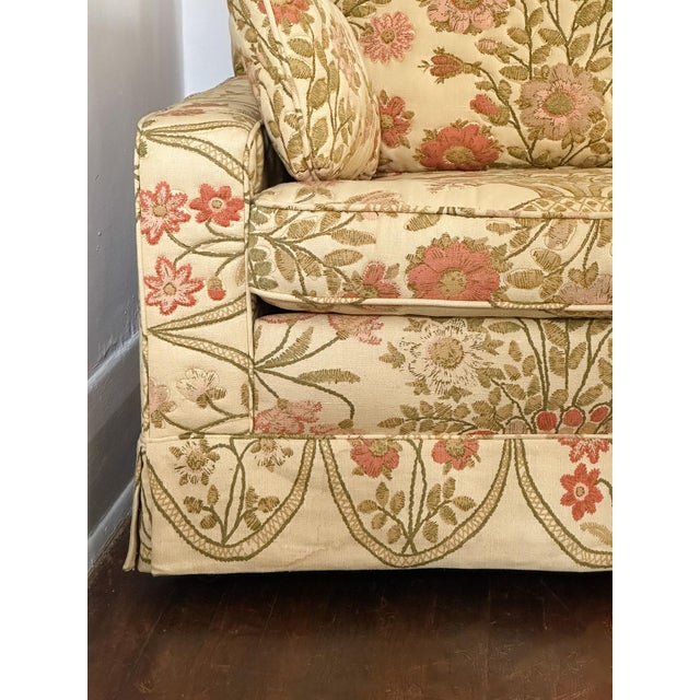 Vintage Floral Sofa with original fabric in beautiful condition. Soft yellow, coral, pale pink and mossy green. The fabric...