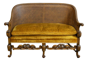 William and Mary Style Walnut Sofa, 1920s