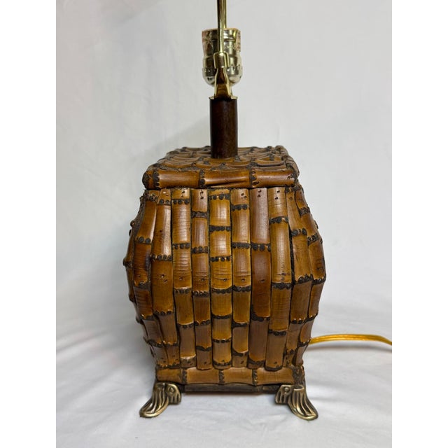 Mid 20th Century Asian Chinoiserie Split Bamboo Table Lamp Brass Feet For Sale - Image 10 of 11