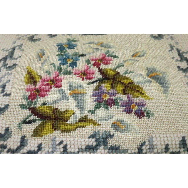 Floral Needlepoint Top Handle Handbag, 1950's For Sale In Atlanta - Image 6 of 14