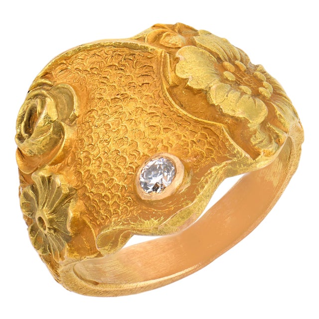 1910s Art Nouveau Old Cut Diamond 14k Yellow Gold Floral Ring, Size 8 For Sale