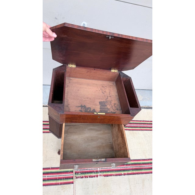Wood Antique New York Federal Neoclassical Figured Mahogany Lift Top Sewing Stand, Circa 1810s–1820s For Sale - Image 7 of 12