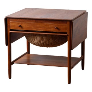 Hans J. Wegner Sewing Table, Model at-33, 1960s For Sale