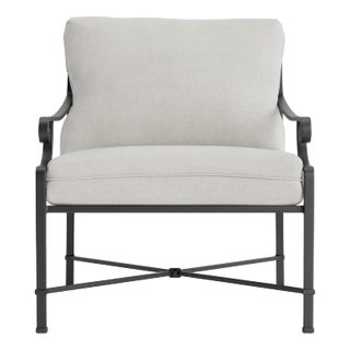 Brown Jordan Venetian Lounge Chair, Textured Pewter frame with Fusion Dove fabric For Sale