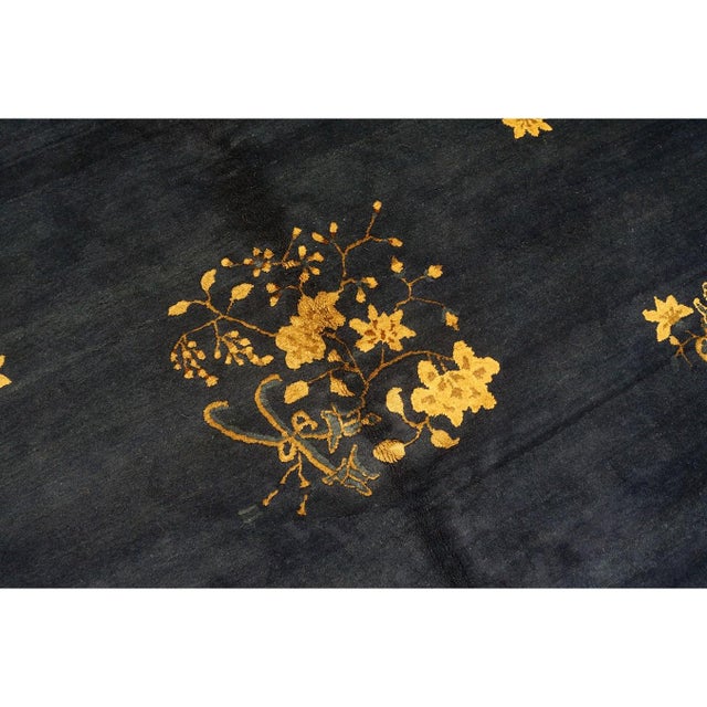 1900 - 1909 1900s Floral Deco Blue Navy Antique Chinese Peking Room Size Knotted Wool Rug For Sale - Image 5 of 11