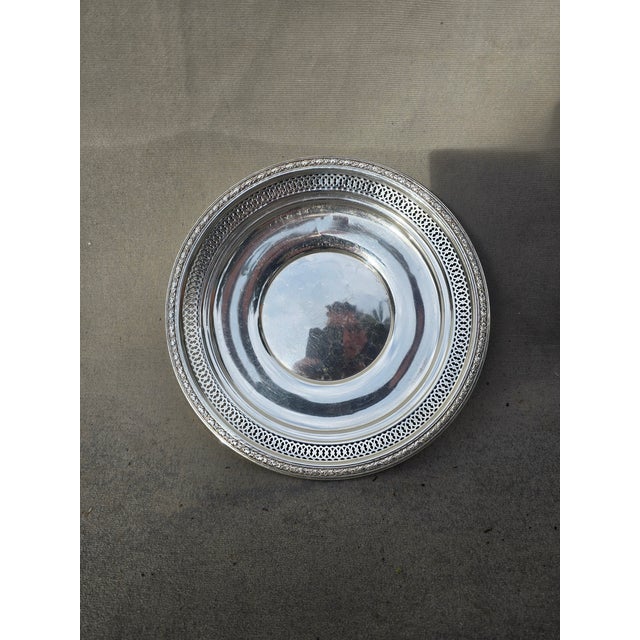 1950s Sterling Silver Tray With Floral Pierce Work For Sale In Los Angeles - Image 6 of 8