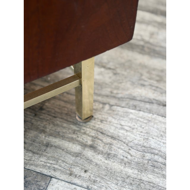 Refinished Mid Century Modern Chest of Drawers by John Stuart. Circa 1960s. For Sale - Image 14 of 18