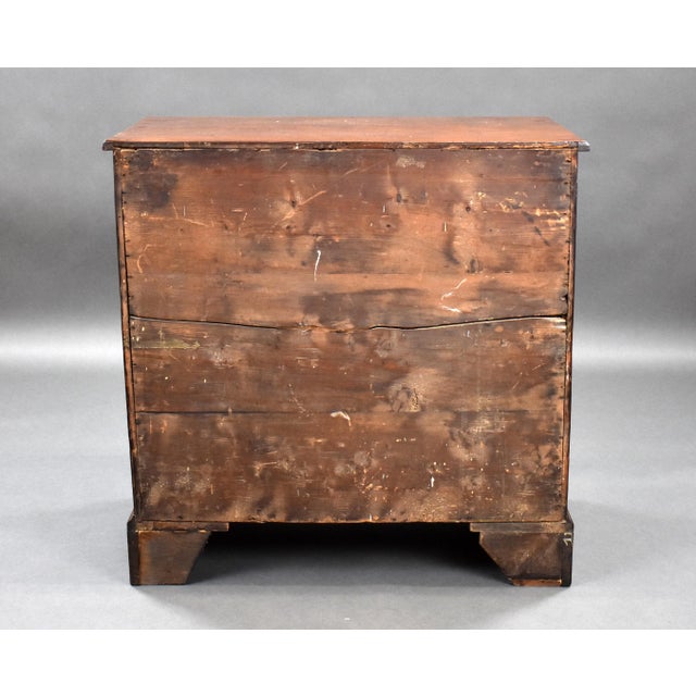 19th Century George III English Mahogany Chest of Drawers For Sale - Image 4 of 10