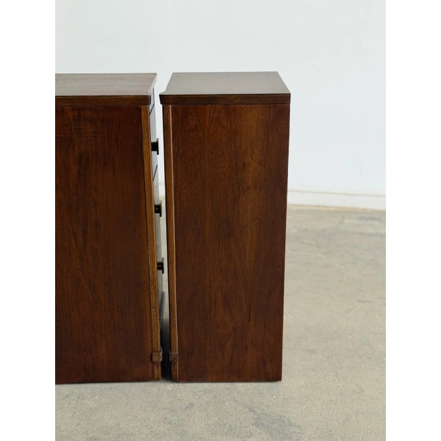1960s Pair of Art Deco 3-Tier Drawer Nightstands, A Pair For Sale - Image 12 of 18