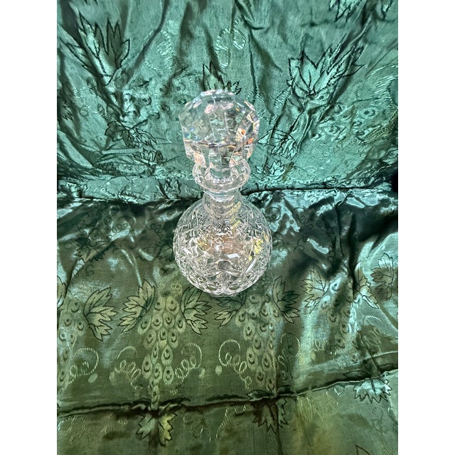 1930s Art Deco Beautifully Etched Crystal Perfume Bottle or Decanter For Sale In Los Angeles - Image 6 of 6