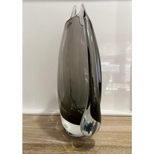 2020s Global Views Italian Hand Blown Glass Fin Vase Retail $1950 For Sale - Image 5 of 9