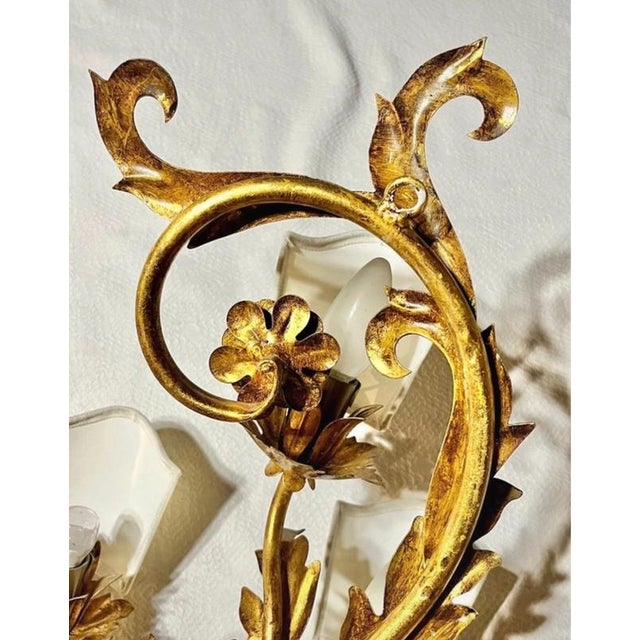 Large Florentine Gilt Wall Lamps attributed to Bianci, Italy, 1970s, Set of 2 For Sale - Image 4 of 9
