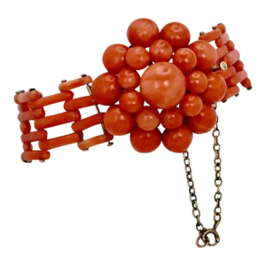 Vintage Circa 1950 Coral Flower Bracelet
