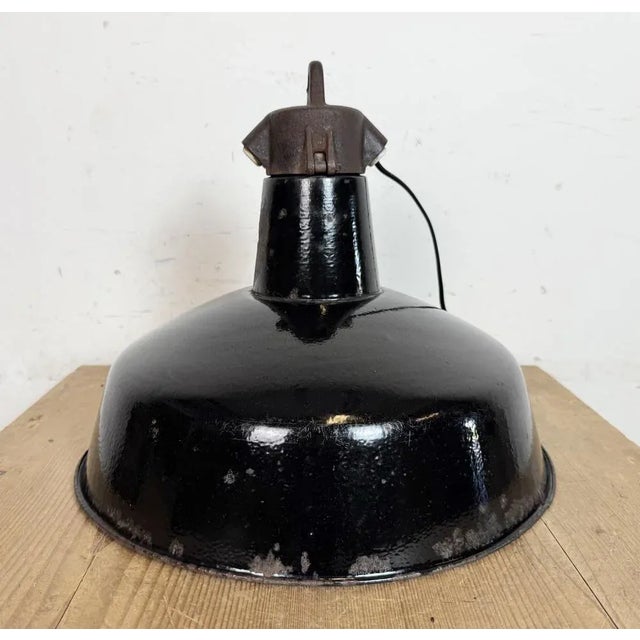 Industrial Black Enamel Factory Lamp with Cast Iron Top from Elektrosvit, 1950s For Sale - Image 12 of 18