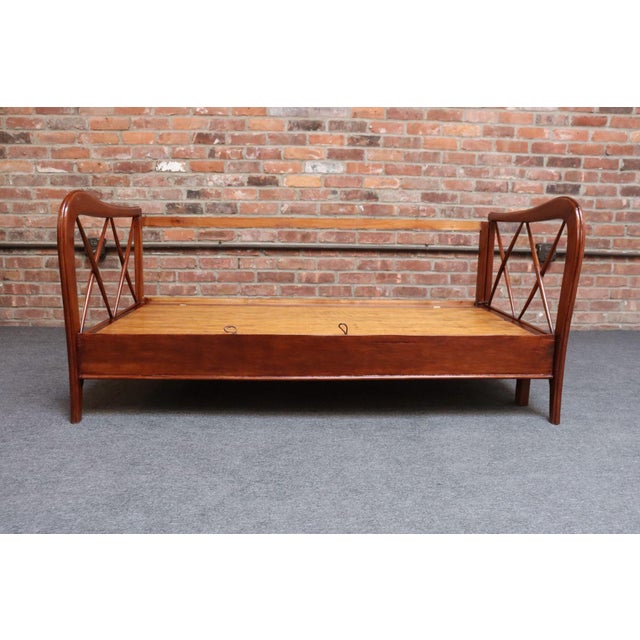Paolo Buffa Vintage Italian Modern Walnut Divan Sofa Bed Attributed to Paolo Buffa For Sale - Image 4 of 18