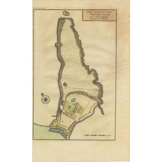 Dutch print with the title: Platte Grond van t'Fort Tricoen male met de daar aangelegen Pagoods-Berg (Trincomalee, Sri...