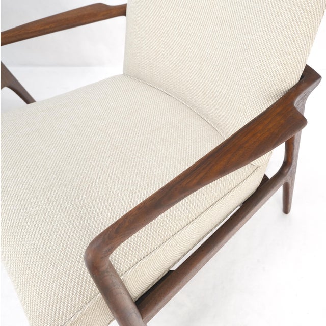 Textile New Oatmeal Tweed Upholstery Oiled Walnut Side Arm Chairs Jens Risom Style MINT! For Sale - Image 7 of 14