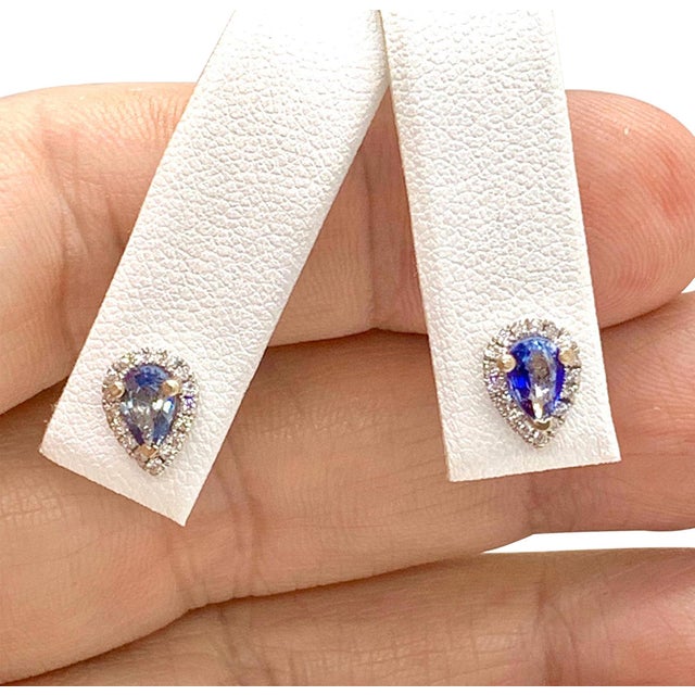 Traditional Diamond Sapphire Earrings 18k White Gold Stud 0.60 TCW Certified For Sale - Image 3 of 8