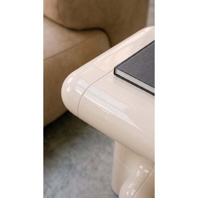 Plastic U - 001 Side Table in Cream by Rollo Studio For Sale - Image 7 of 12