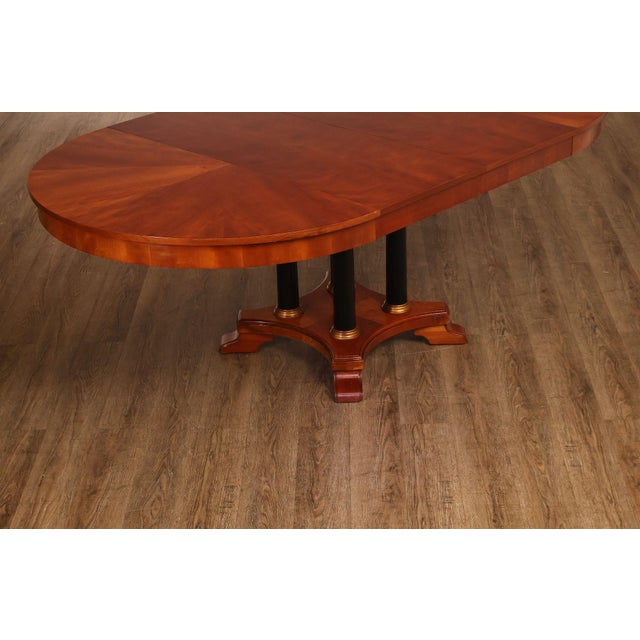 Biedermeier Ethan Allen 'Medallion' Cherry Round Pedestal Dining Table For Sale - Image 3 of 18