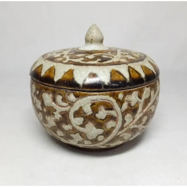 Ceramic 15th Century Thai Sawankhalok and Kalong Ceramic Covered Boxes- A Pair For Sale - Image 7 of 10