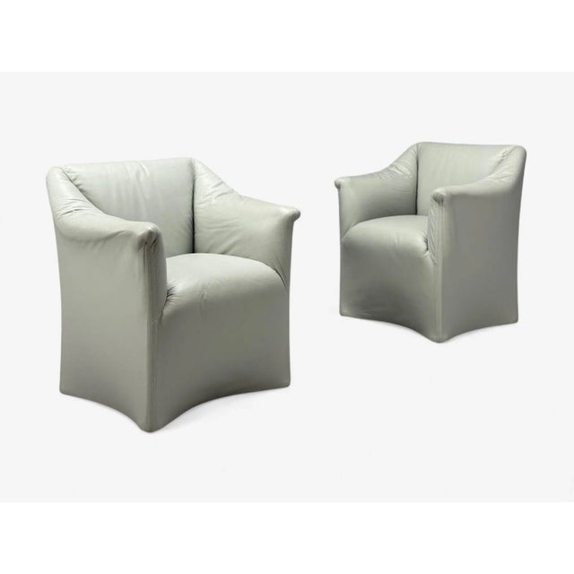 Mario Bellini, Italian Modern, Leather, Four Model 684 Armchairs, Italy, 1980s For Sale - Image 4 of 15